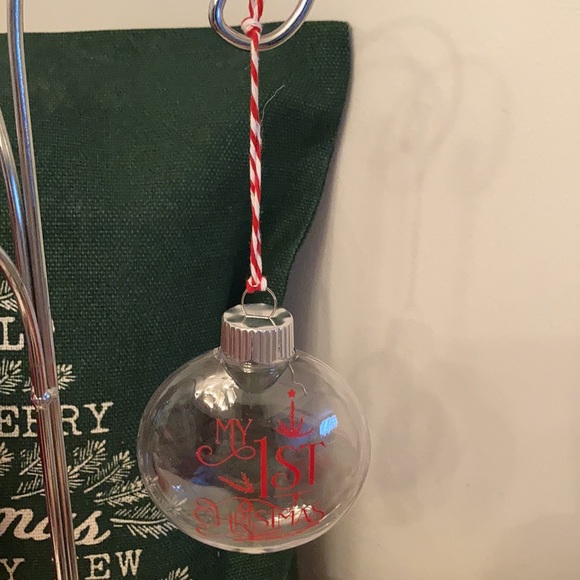 🎄NEW🎄Baby’s first Christmas ornament - Picture 2 of 2